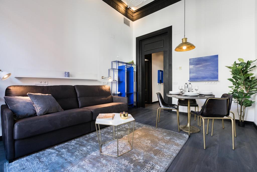 El Consell By The Streets Apartment Barcelona Luaran gambar