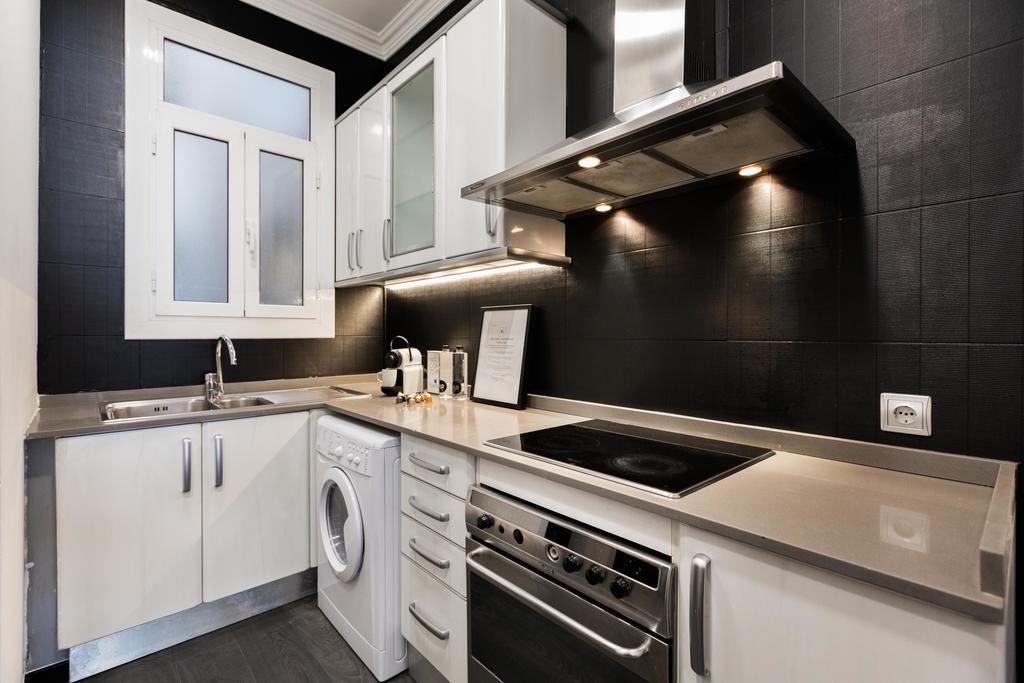 El Consell By The Streets Apartment Barcelona Luaran gambar