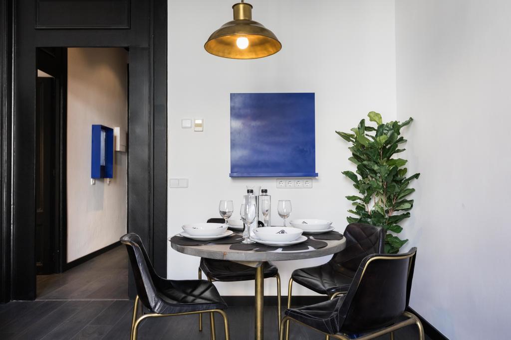 El Consell By The Streets Apartment Barcelona Luaran gambar