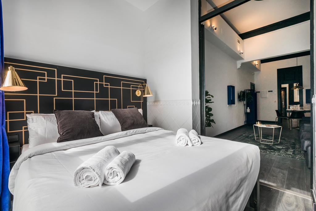 El Consell By The Streets Apartment Barcelona Luaran gambar