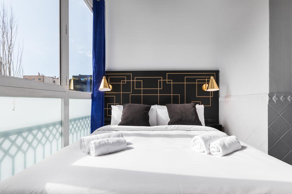 El Consell By The Streets Apartment Barcelona Luaran gambar