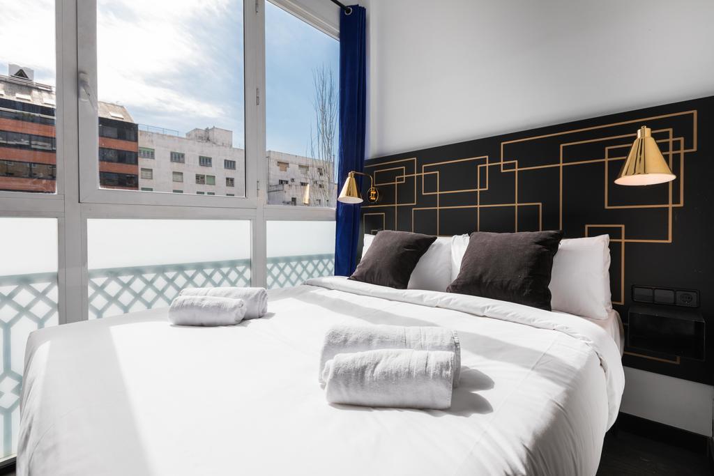 El Consell By The Streets Apartment Barcelona Luaran gambar