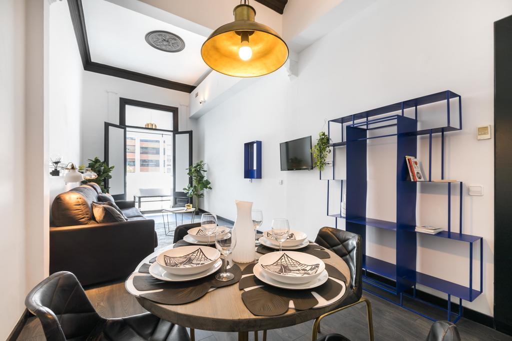 El Consell By The Streets Apartment Barcelona Luaran gambar